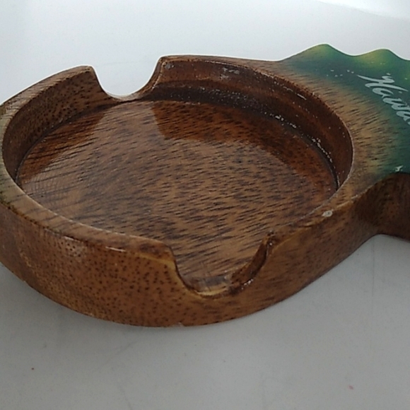 Capiz shell and painted wood Hawaii souvenir coaster set - Picture 9 of 11